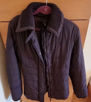 Cazadora marron de Zara