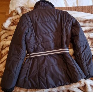 Cazadora marron de Zara