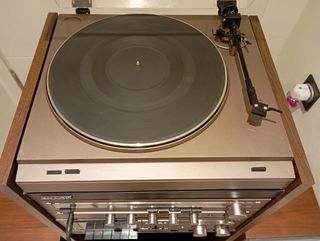 Equipo de música Sharp SA-10 y ST-10