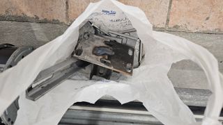 Persiana - Puerta Metálica. Buen Estado.