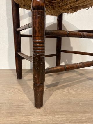 Antigua silla enea pequeña