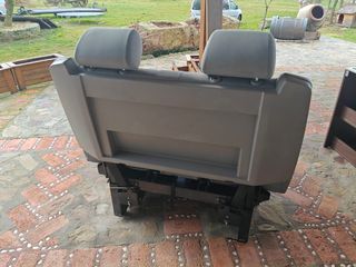 Asiento cama Volkswagen t5.