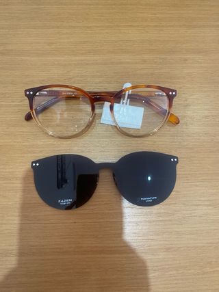 Zazen. Gafas de graduado con clip de sol