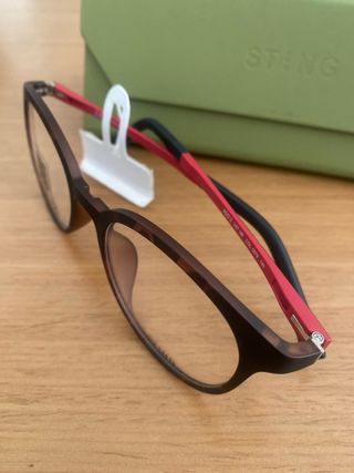 Sting. Gafa de graduado con clip de sol
