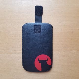 ✅ Funda móvil cuero Blackberry Toro de Osborne ⭐