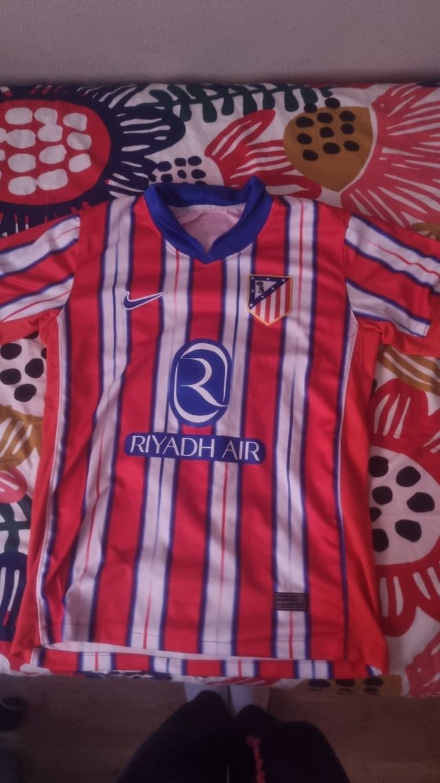 Camiseta Puma azul deportiva