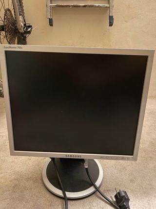 Monitor Samsung SyncMaster 740N