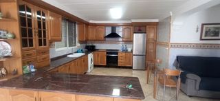 Chalet en urb. de Picassent.