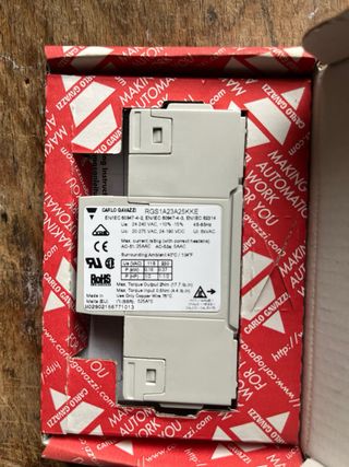 relè carlo gavazzi 