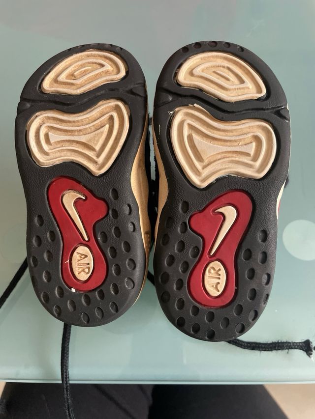 Scarpe Nike bambino taglia 22