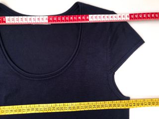 Vestido de punto en azul marino. Leer descripción