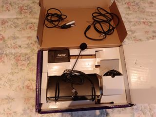 Mesa mezcladora+micrófono+Notebook con funda