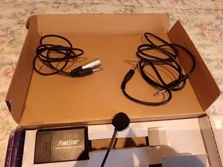 Mesa mezcladora+micrófono+Notebook con funda