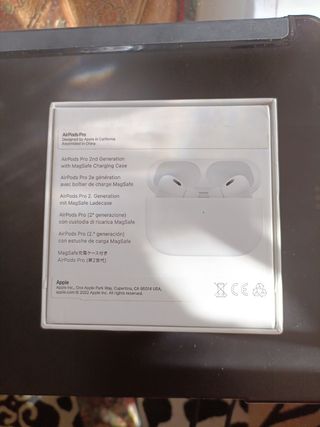 Caja AirPods Pro