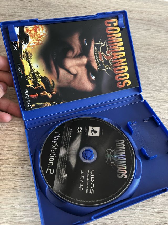 Commandos 2 per PlayStation 2 