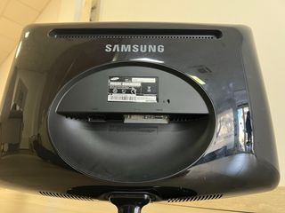 Monitor Samsung syncmaster 2232bw de 22” y 2ms