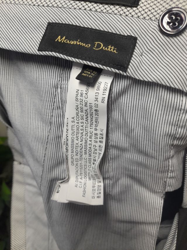 Cinturón elástico dorado muy elegante