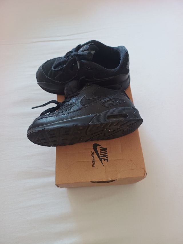 Zapatillas Nike niño talla 25