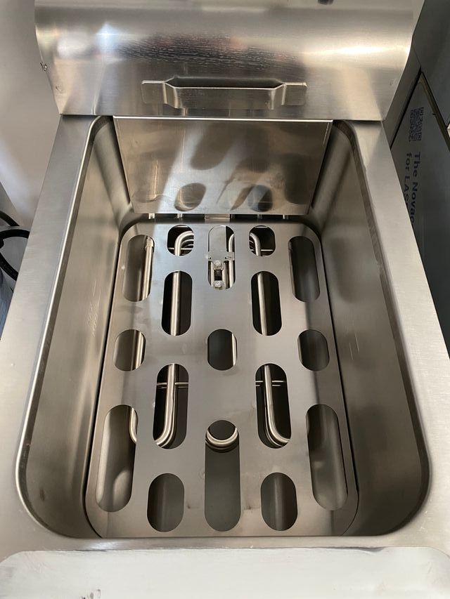 Freidora 10l trifásica HR