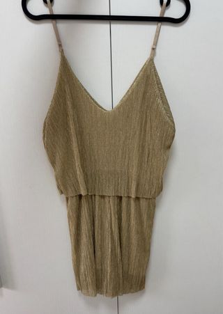 1 vestido y 1 mono de fiesta 1 vestido playero