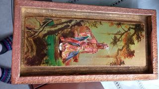 Caja-pitillera decorada