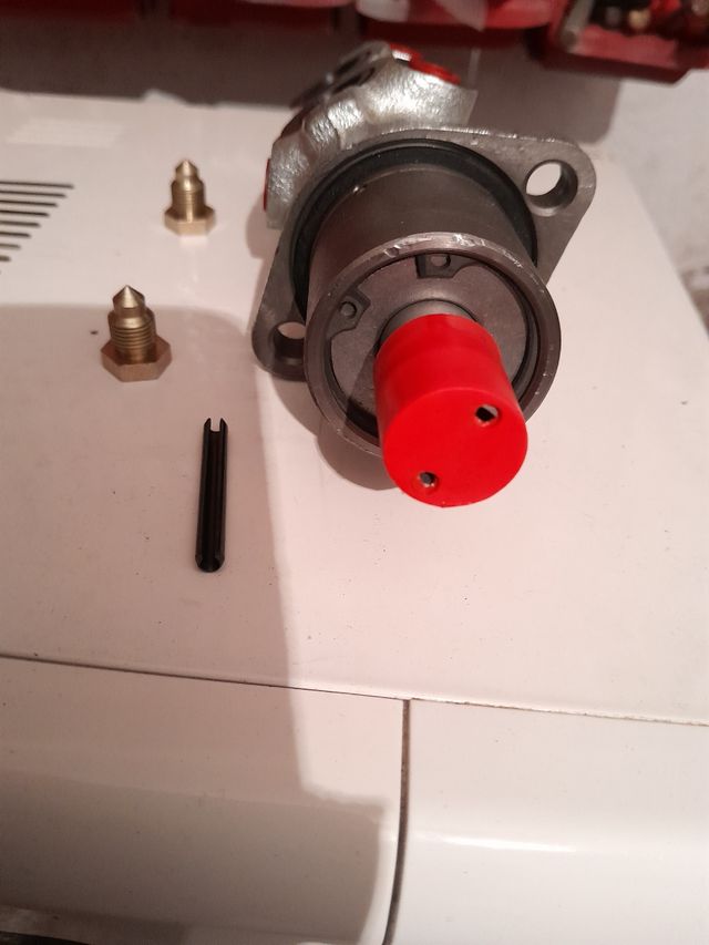 Land rover bomba freno