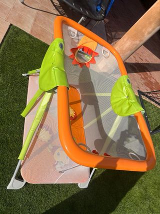Parque infantil plegable en perfecto estado