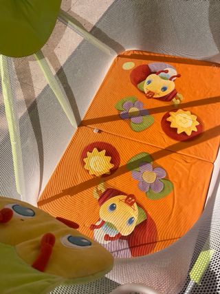 Parque infantil plegable en perfecto estado