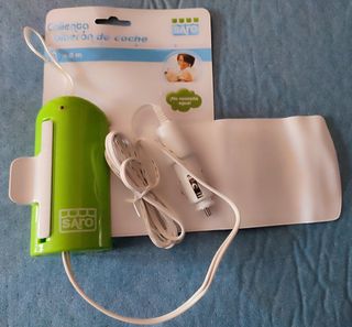 Calienta biberón/potito de coche marca Saro