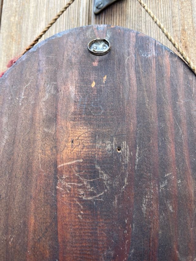 Antigua Madera and Jesus è di bronzo.