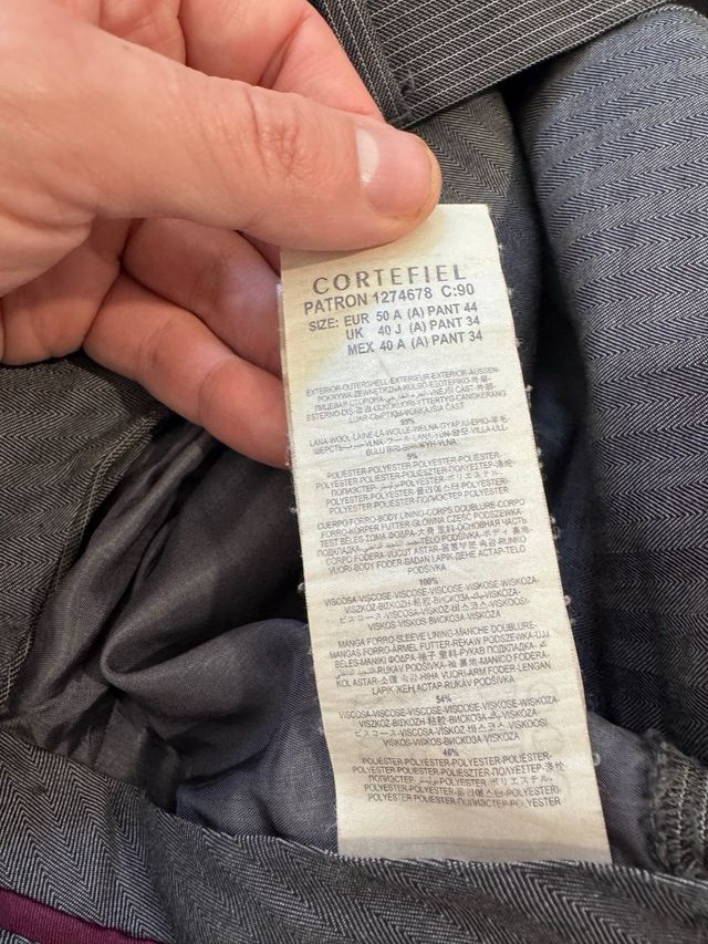 Traje Lana Raya diplomàtica