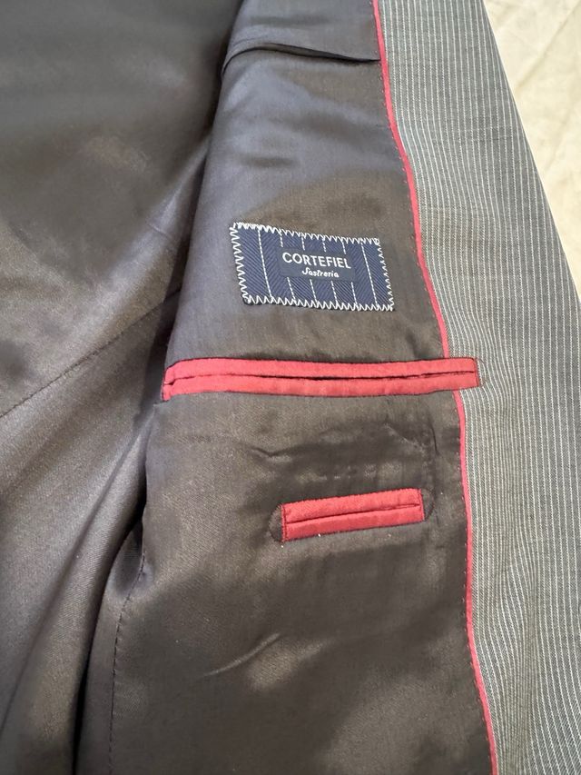 Traje Lana Raya diplomàtica