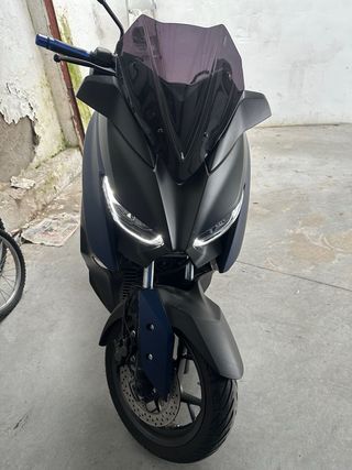 Moto Yamaha Xmax 125