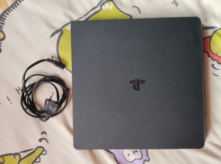 PS4 Slim