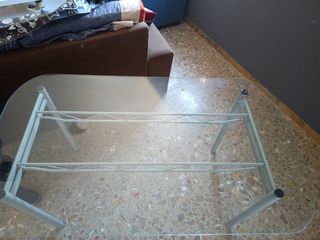 Mesa cristal y Sillas para comedor blancas