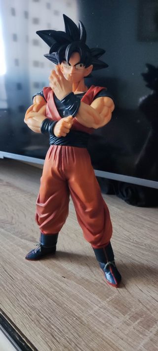 Goku Figura dragón ball