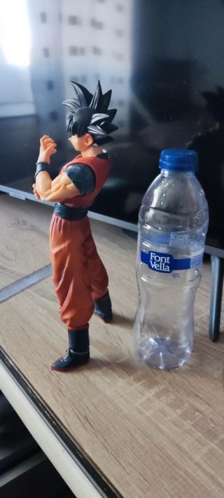 Goku Figura dragón ball