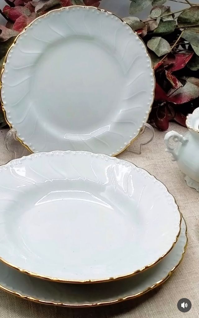 OPORTUNIDAD! Vajilla Capeans Luis XV Filo Oro de segunda mano por