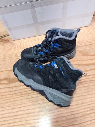 Botas montaña niño