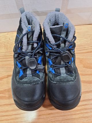 Botas montaña niño
