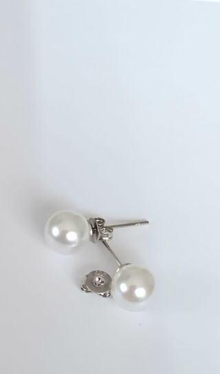 Pendientes perla redonda y plata 