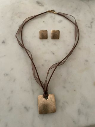 Collar y pendientes