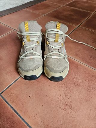 Adidas Terrex Skyhiker Goretex 40 (2/3)