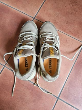 Adidas Terrex Skyhiker Goretex 40 (2/3)