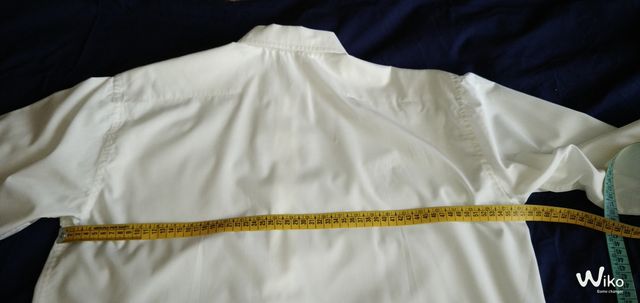 Camicia bianca da uomo