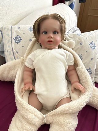 Bebé reborn de vinilo.