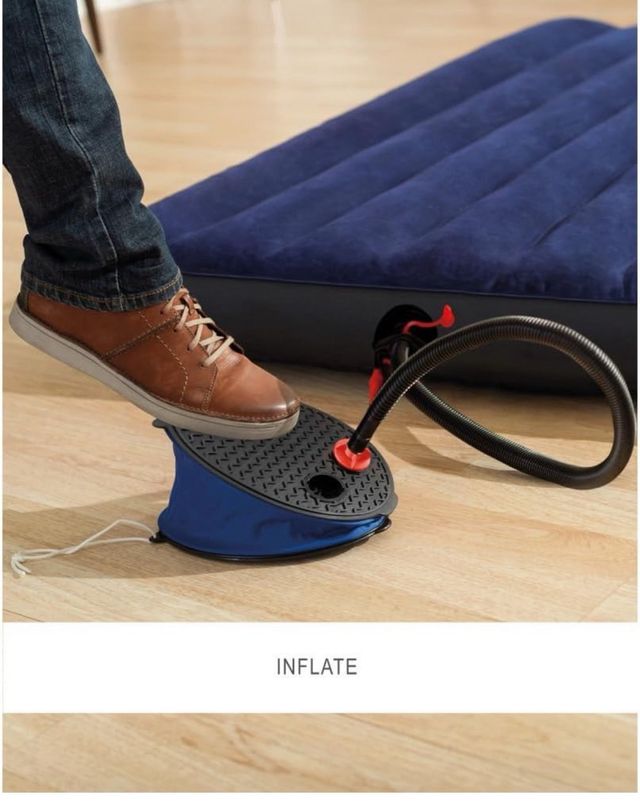 Intex Bomba de pie con 3 boquillas 28 cm