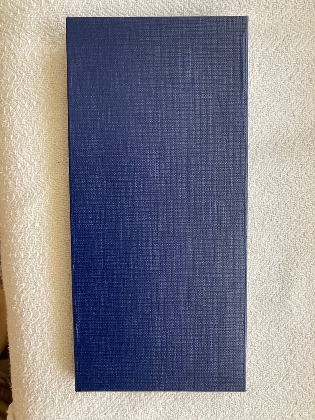 Estuche 3 pañuelos caballero Guasch con inicial P