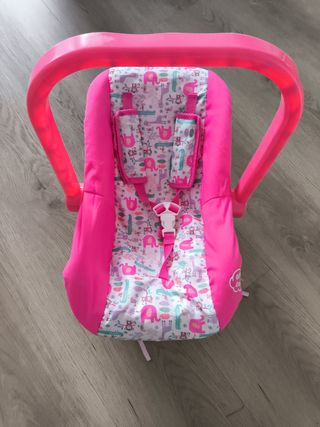 Maxicosi para muñeca