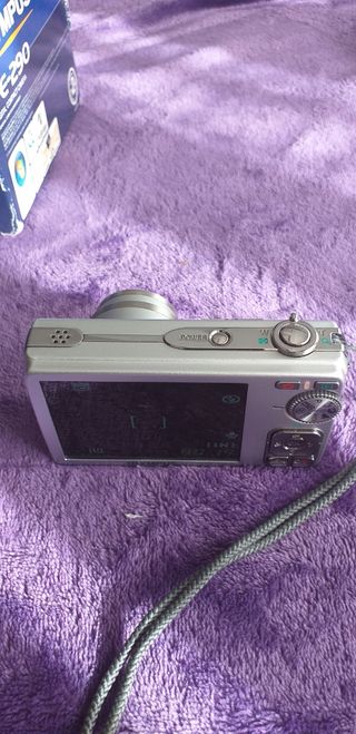 OLYMPUS FE-290